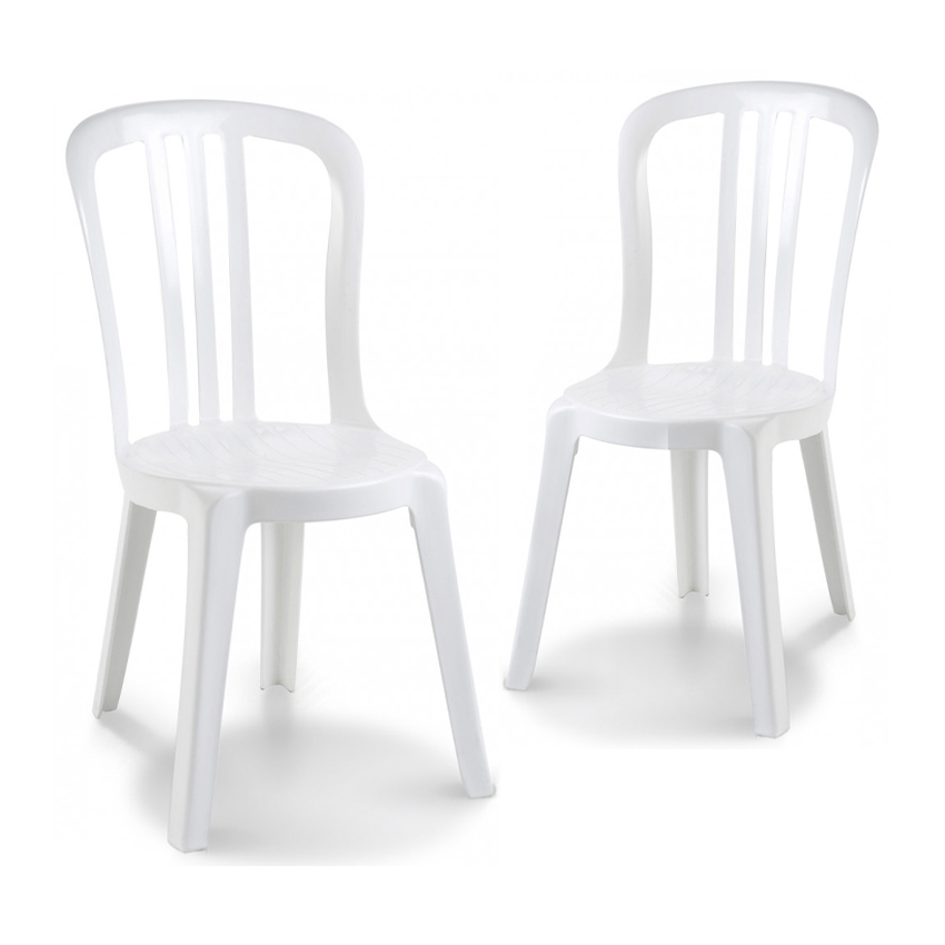 Chaises blanches bistrot