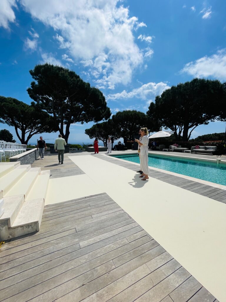 Pose moquette pour événement à Cannes