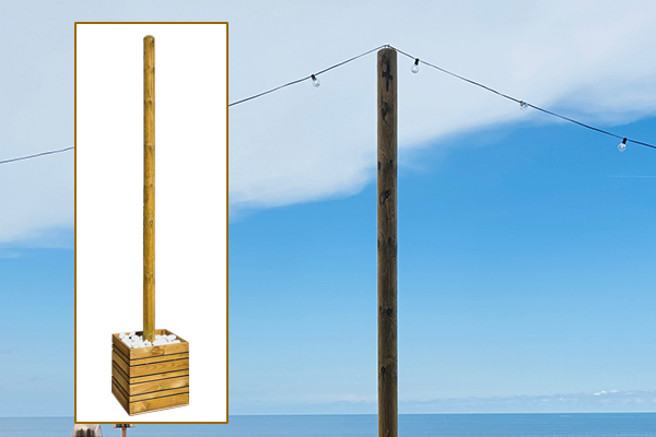 Location de mats en bois pour ciel lumineux mariage