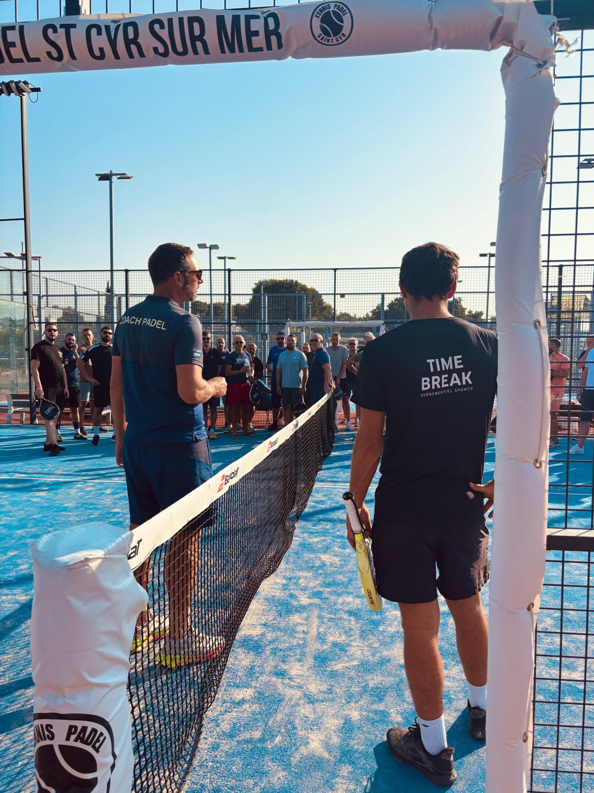 Journée cohésion padel pour entreprise à Saint-Cyr-sur-Mer