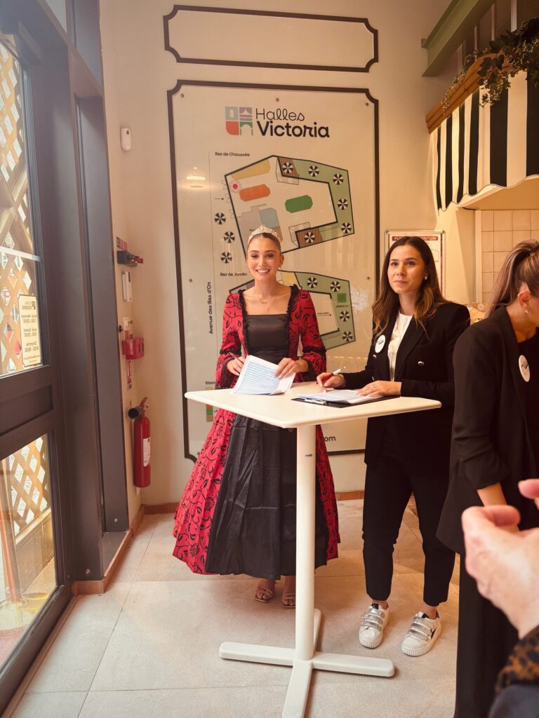 Hôtesse pour inauguration à Hyères